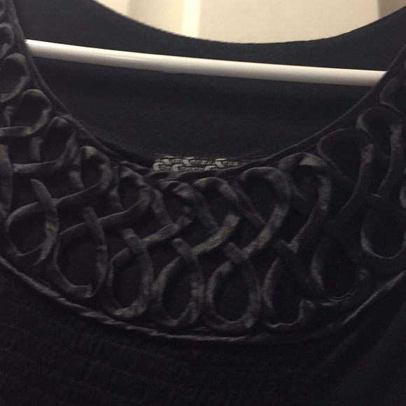 Top - Picture 2 of 2